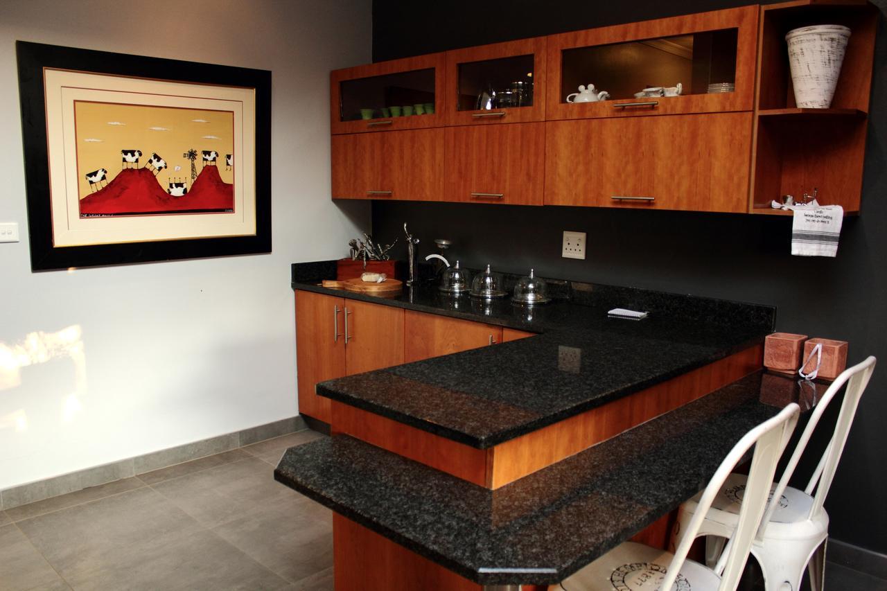 Koru Guesthouse Pretoria-Noord Extérieur photo