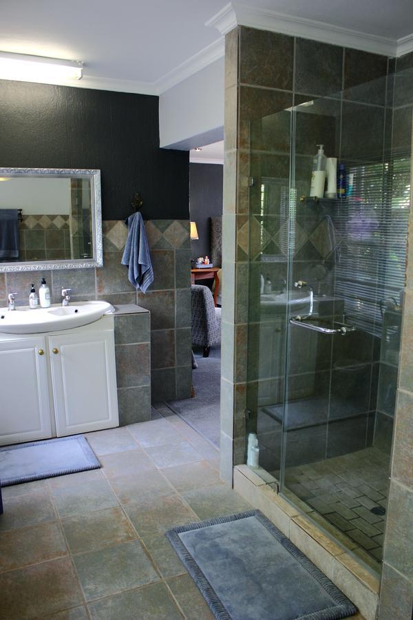 Koru Guesthouse Pretoria-Noord Extérieur photo