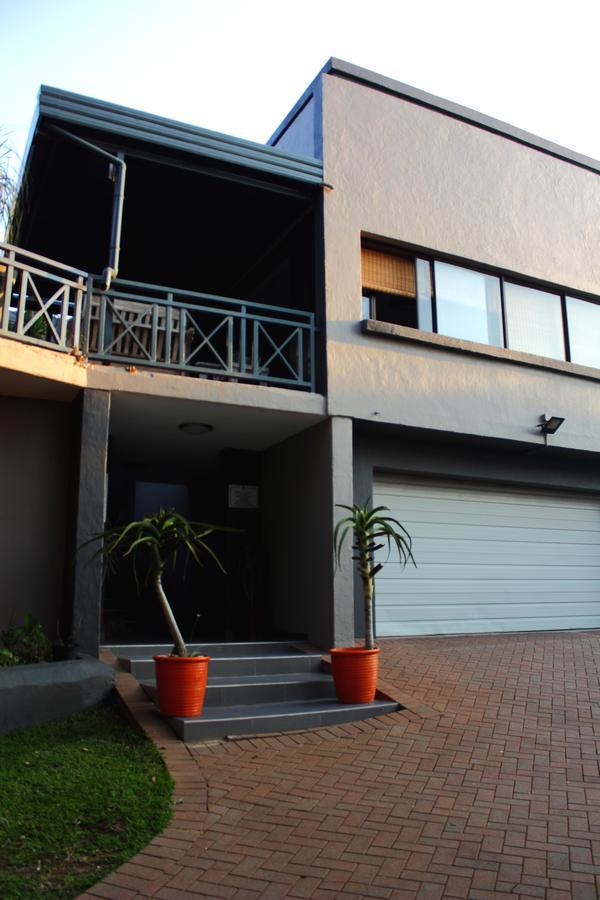 Koru Guesthouse Pretoria-Noord Extérieur photo